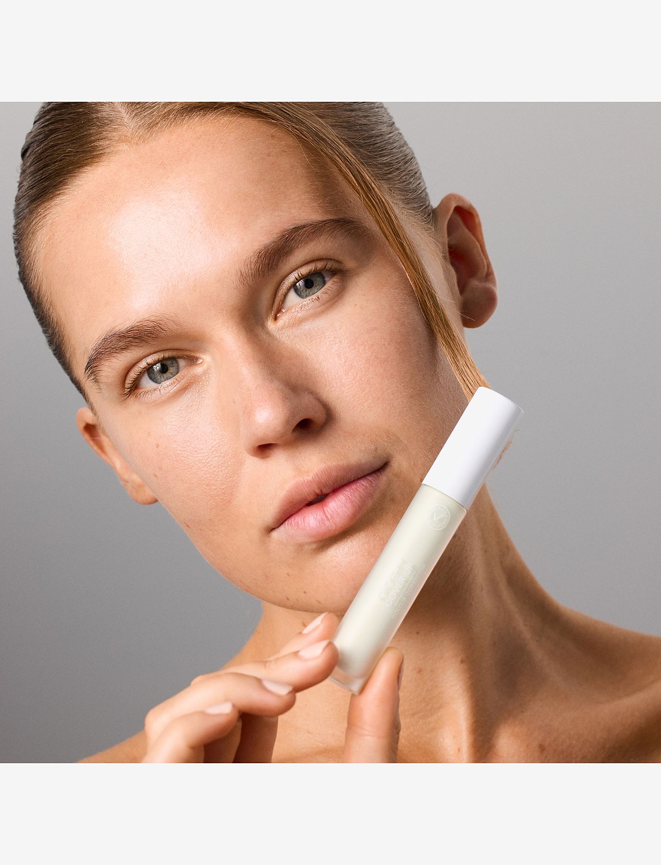 GOSH COPENHAGEN - GOSH Cover Up (Colour Corrector) - smink - soft green 001 - 3