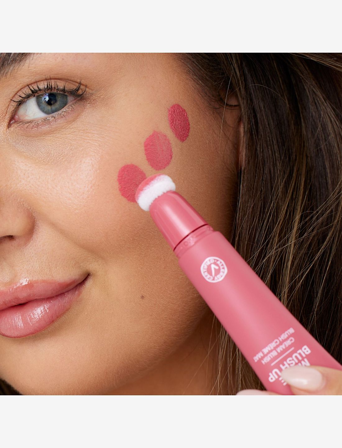 GOSH COPENHAGEN - GOSH Matte Blush Up - förðunarvörur - cherry berry 003 - 3