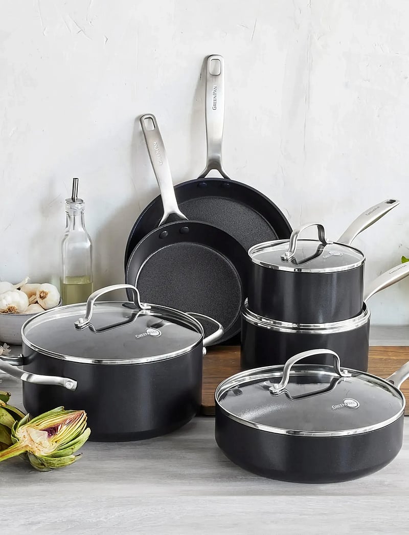 Greenpan - Saucepan 16cm/1.6L + 2 spouts - stieltöpfe - black - 2