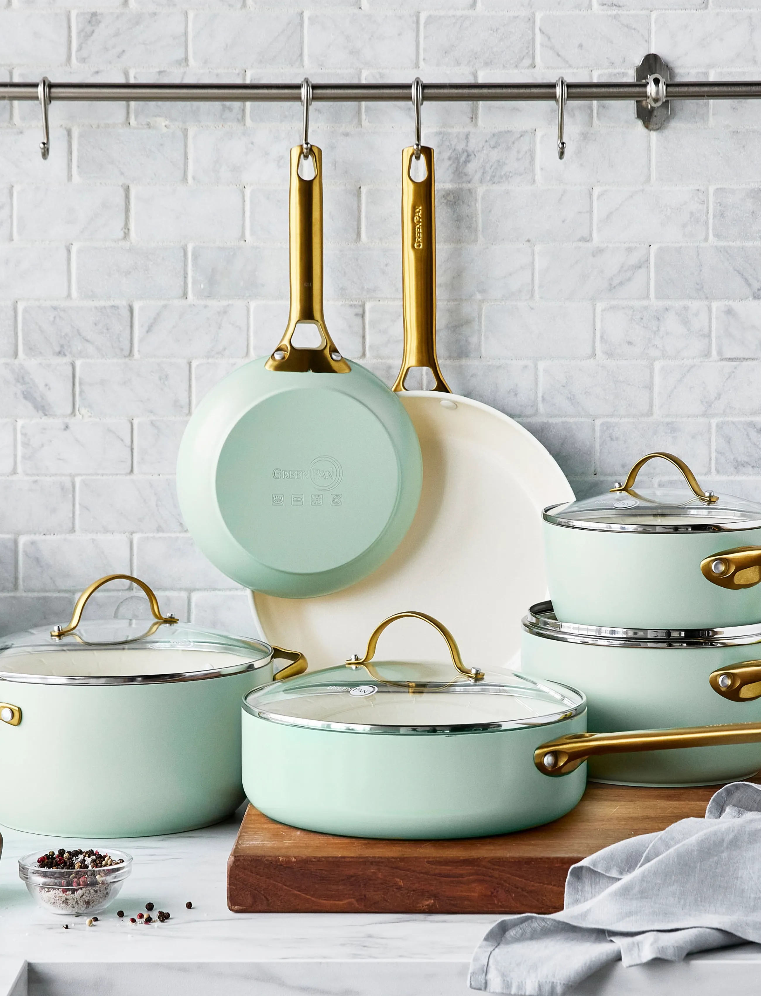 Greenpan - GreenPan Padova Reserve 10-piece cookware set Pastel green - lids & accessories - green - 5