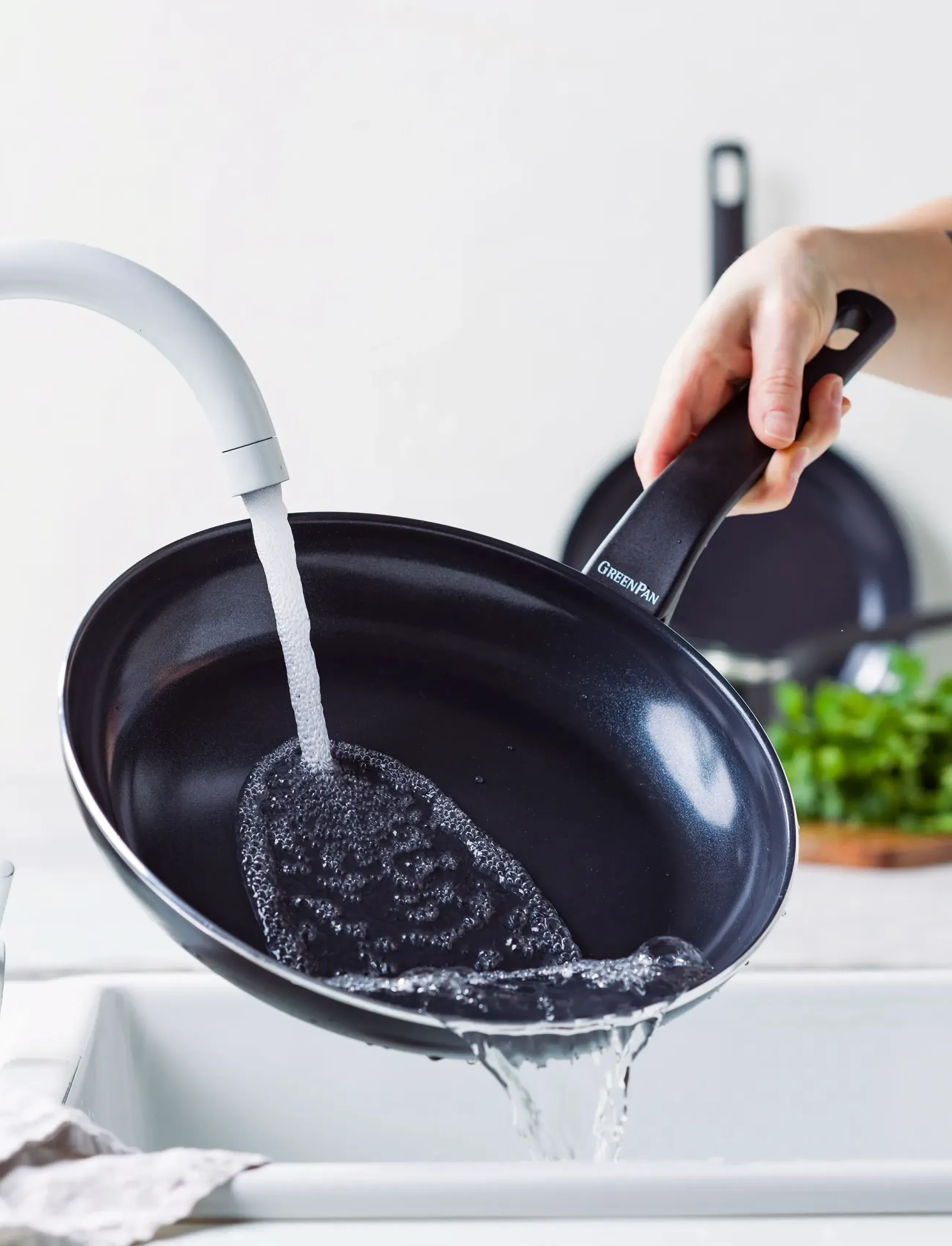 Greenpan - Frypan 28cm - frying pans & skillets - black - 5