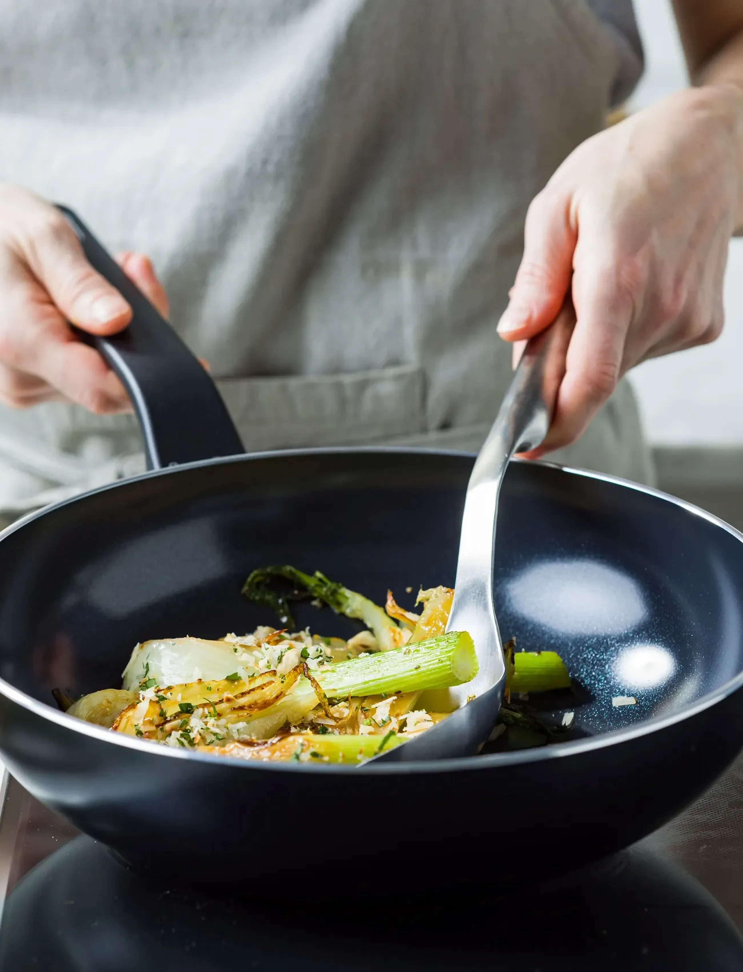 Greenpan - Wok 28cm/3.69L - woks - black - 3