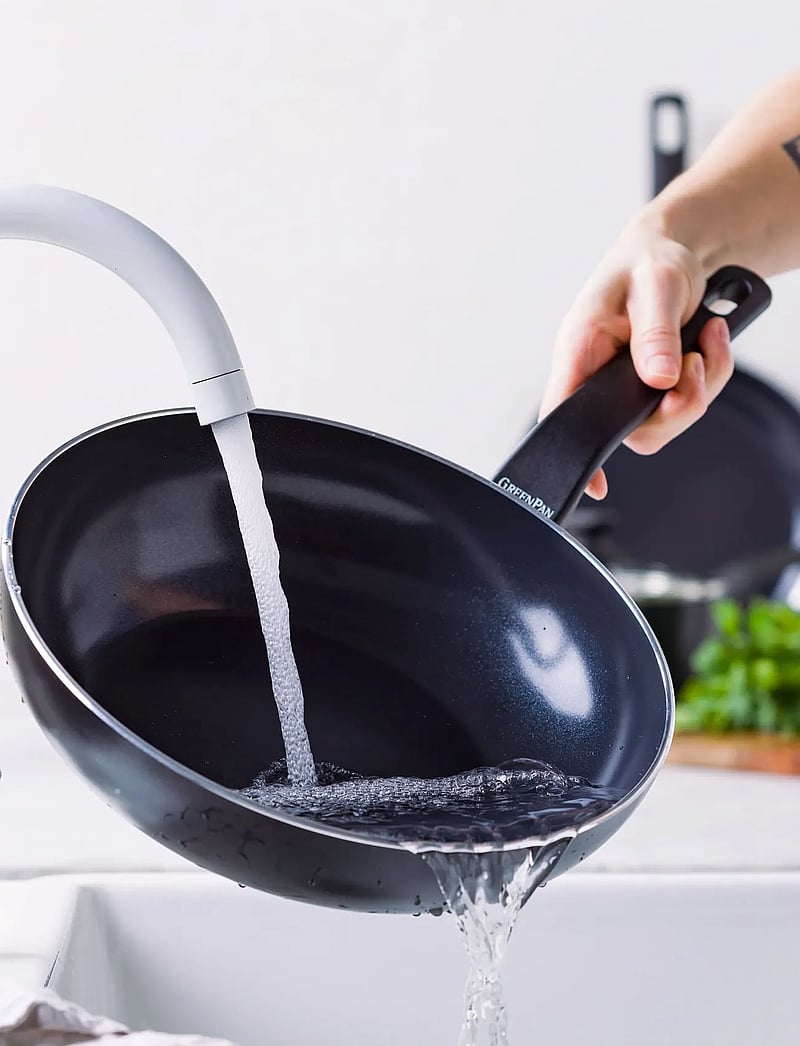 Greenpan - Wok 28cm/3.69L - woks - black - 4