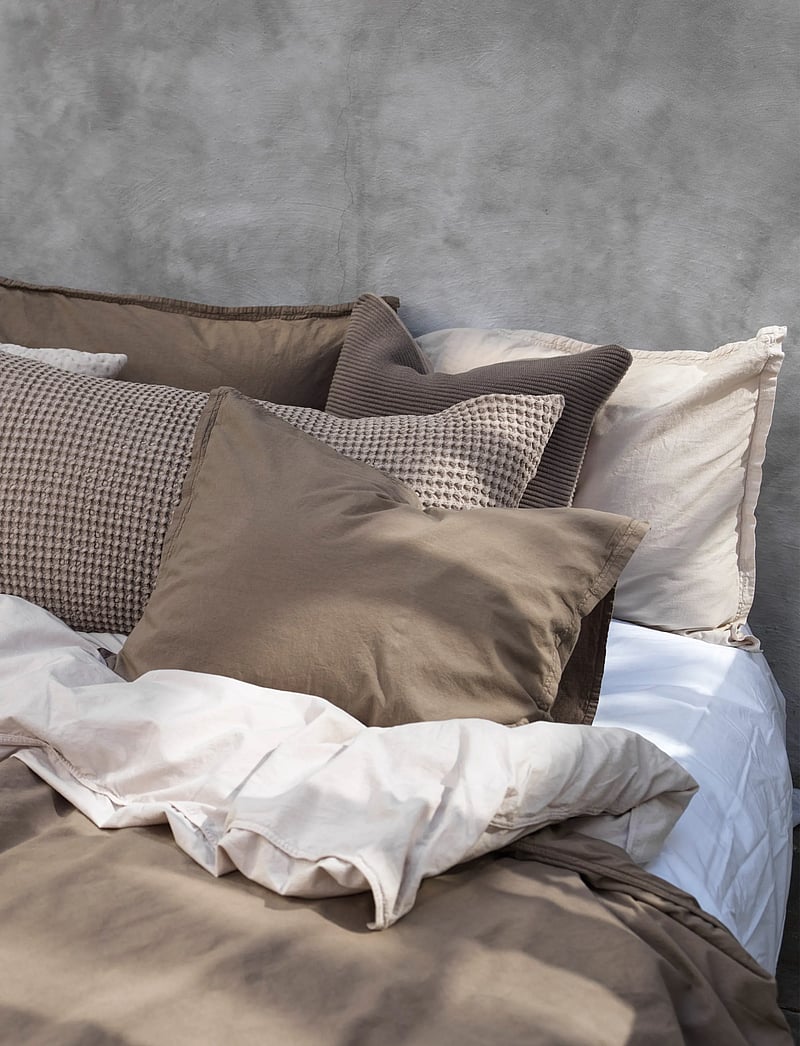 Gripsholm - BED SET VINTAGE MEDIUM BLUE 150X210;50X60 - bed sets - linnen beige - 3