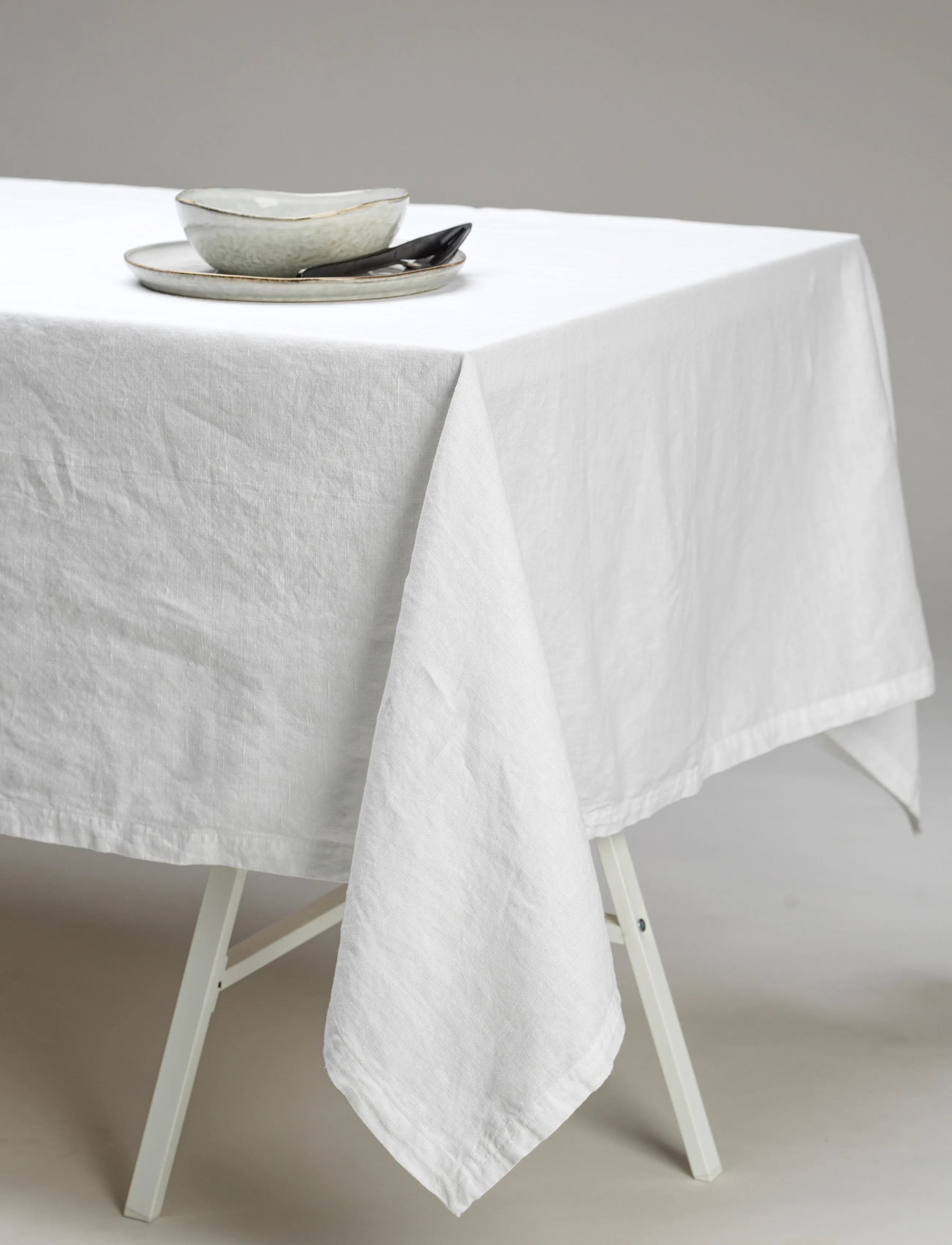 Gripsholm Table Cloth Linen Blend Anthracite 145X310, 145X310 cm, White, Køkkentekstiler > Duge Og Bordløbere, Unisex