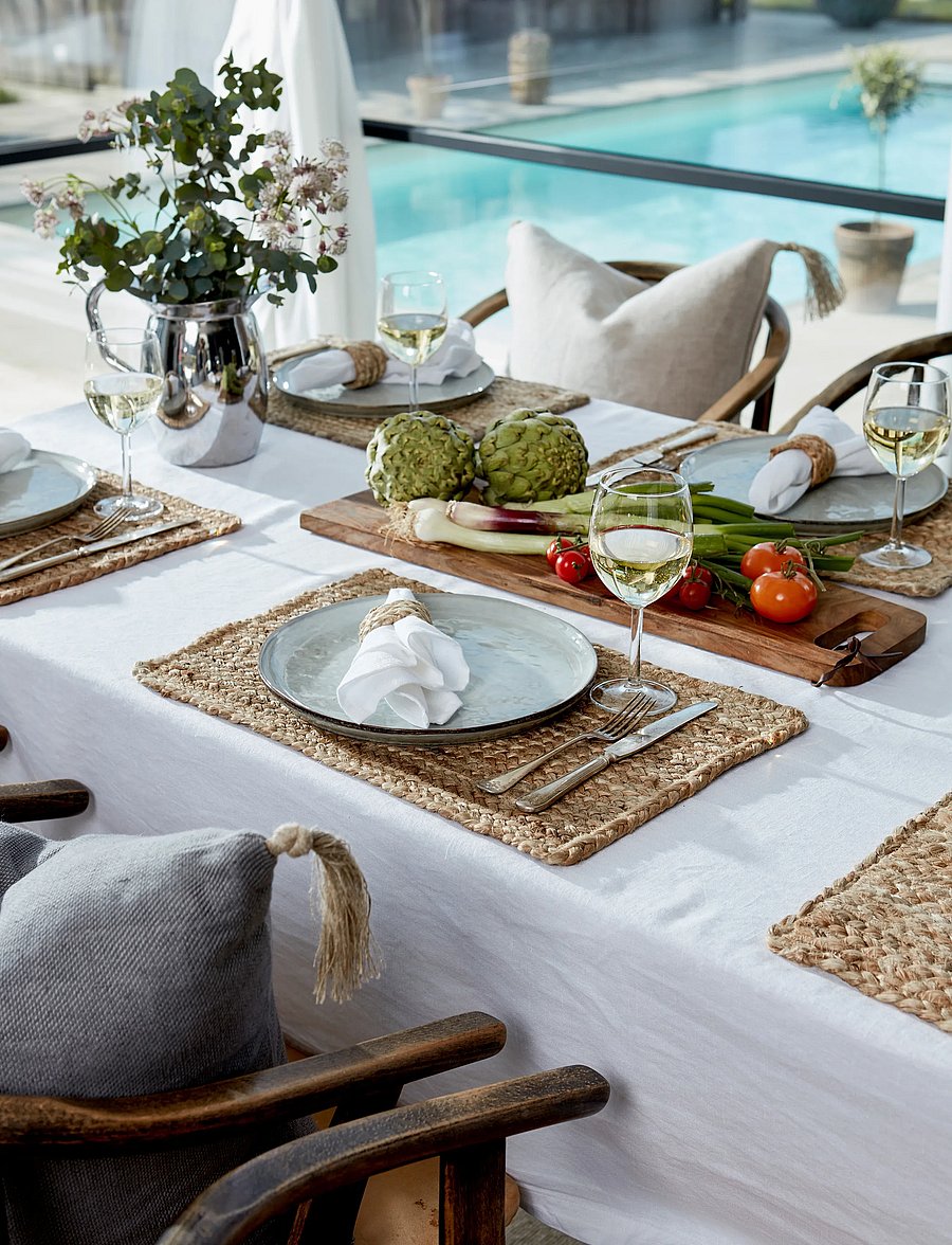 Gripsholm - TABLE CLOTH LINEN BLEND ANTHRACITE 145x310 - laudlinad - white - 3