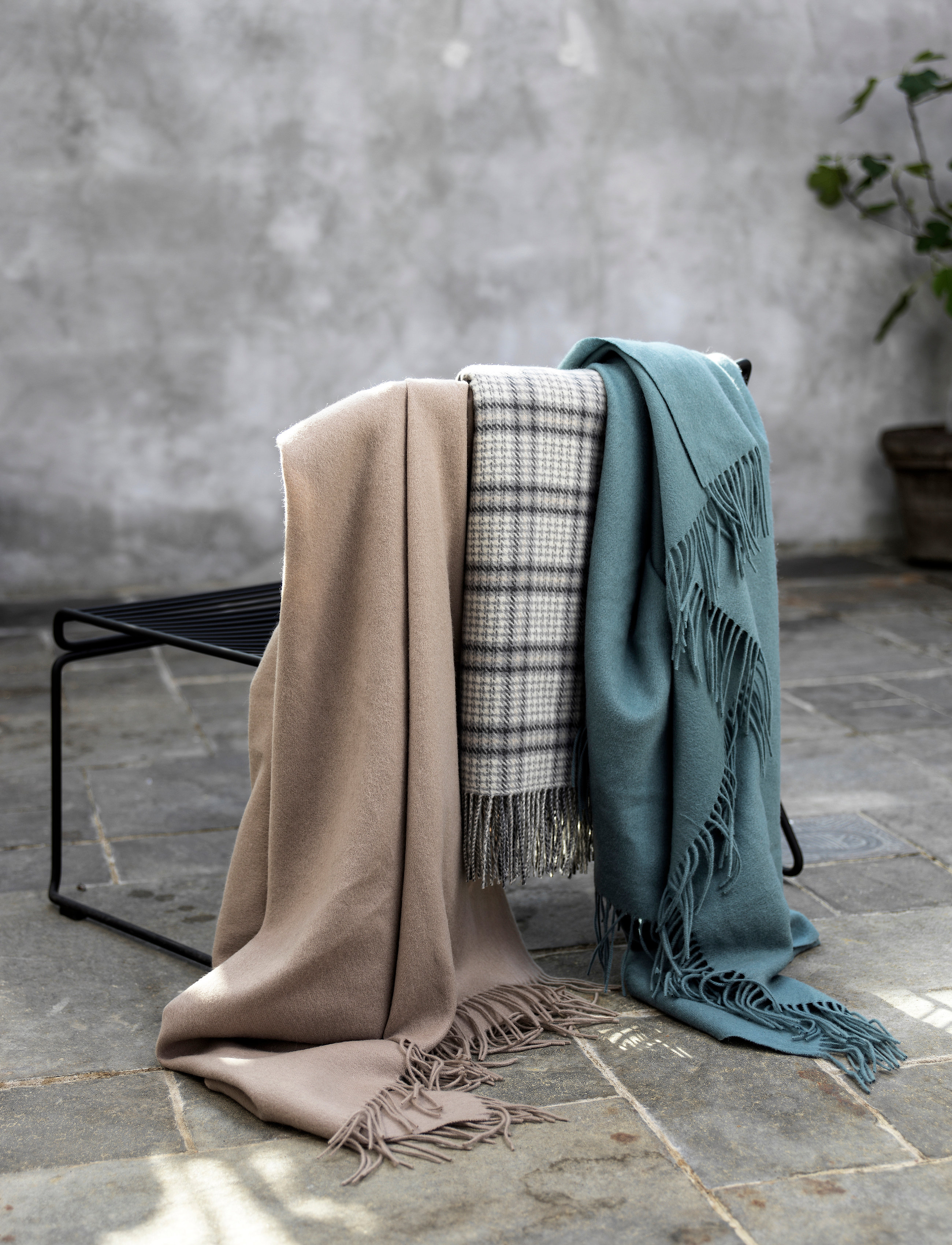 Gripsholm - THROW WOOL SOLID - decken - stormy sea - 2