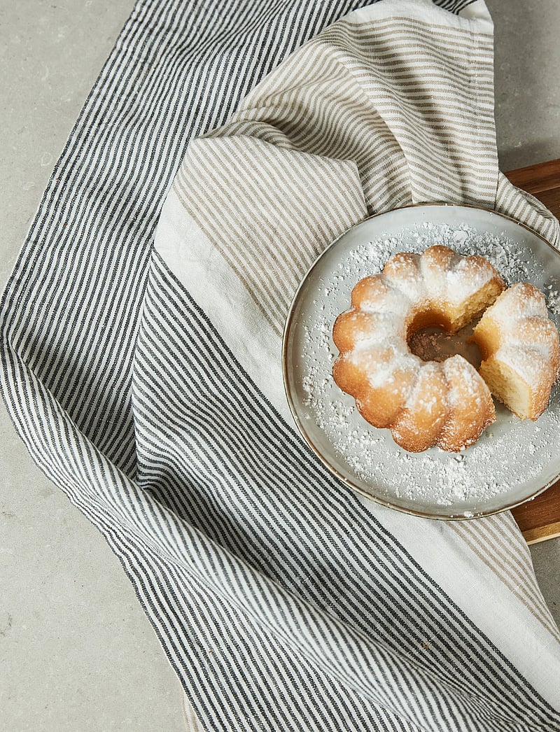 Gripsholm - KITCHEN TOWEL LINEN VIGGO VIGGO 50x70 - køb efter pris - mio - 1