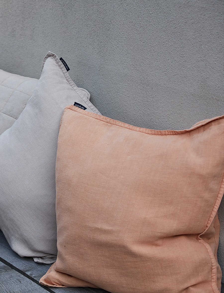 Gripsholm - CUSHION COVER WASHED LINEN TOAST 50x50 - kissenbezüge - toast - 0