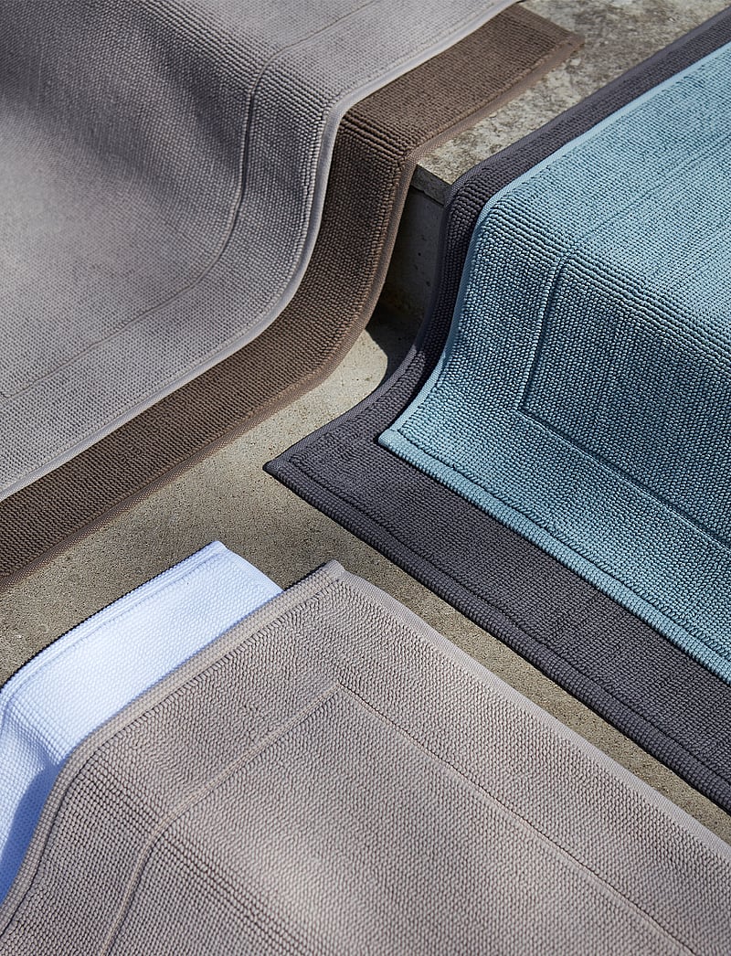 Gripsholm - BATH MAT TERRY PURE WHITE 50X80 - badematten - arona blue - 1