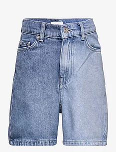 Mom 2 Blue Shorts, Grunt