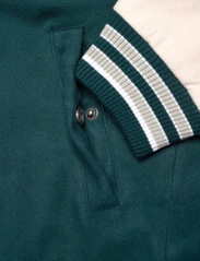 Grunt - Haziel Bomber Jacket - spring jackets - dark green - 3