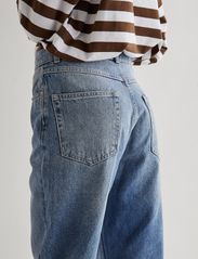 Grunt - Nadia  Newbro Midwaist Jeans - regular jeans - retro blue - 2