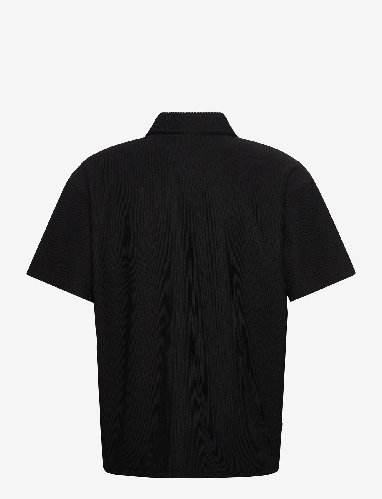 Grunt - GREsteban Plisse SS Shirt - kortærmede skjorter - black - 1