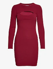 GUESS Jeans - ES LS LANA DRESS - bodycon dresses - beet juice red - 0