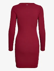 GUESS Jeans - ES LS LANA DRESS - bodycon dresses - beet juice red - 1