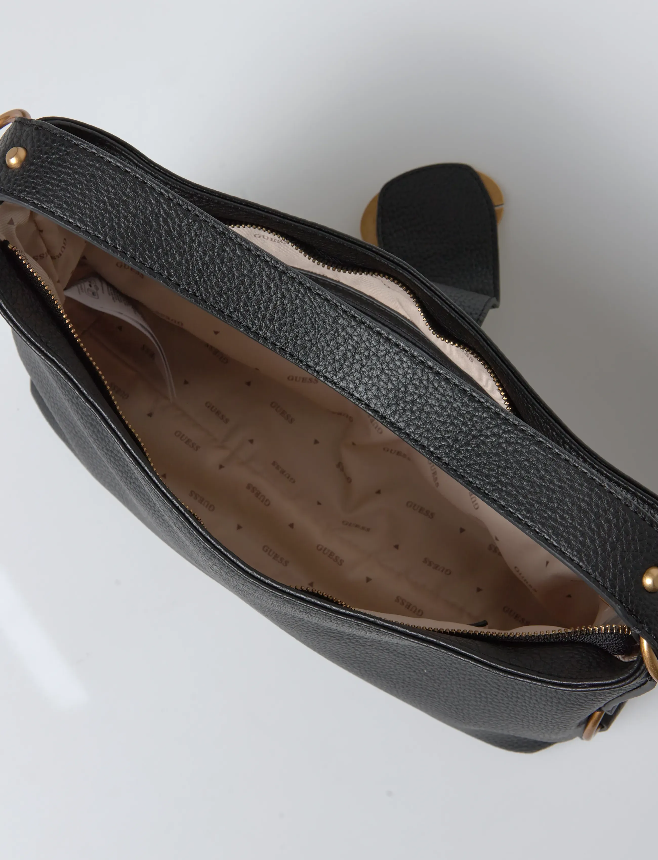 GUESS - CAMDEN SHOULDER BAG - skuldertasker - black - 4