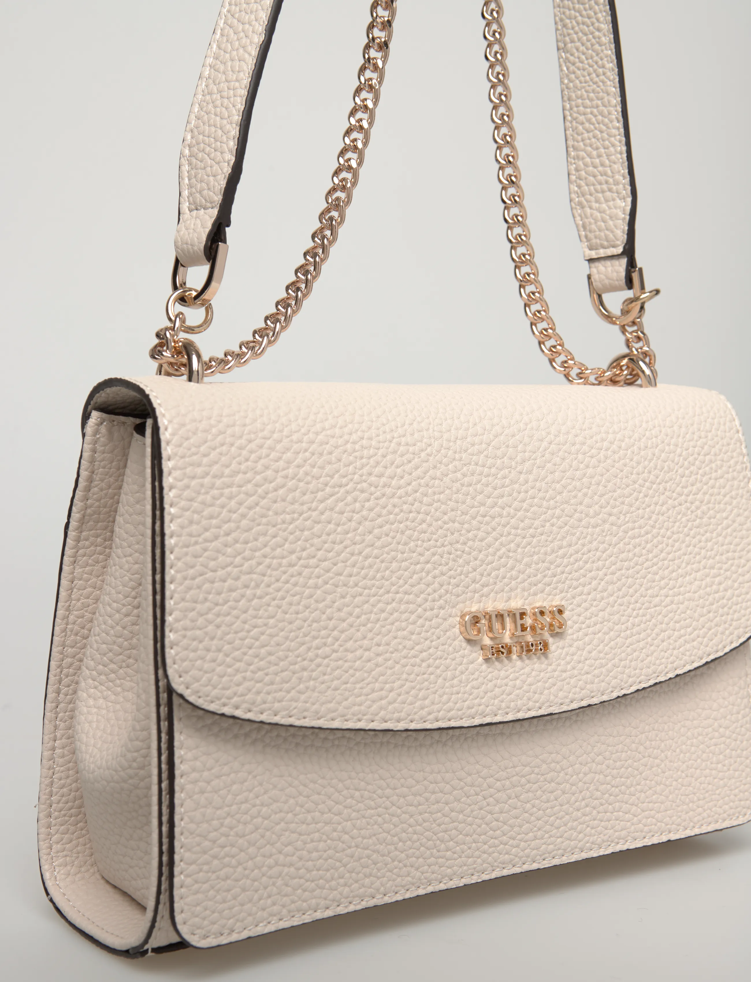 GUESS - CALISTA CONVERTIBLE XBODY FLAP - moetrendid - bone - 3