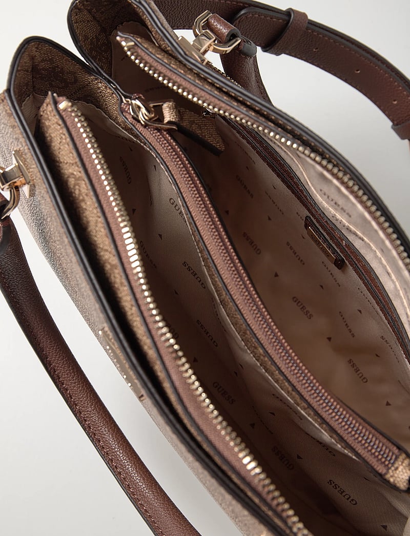 GUESS - NOELLE II LUXURY SATCHEL - modetrends - latte logo/brown - 4