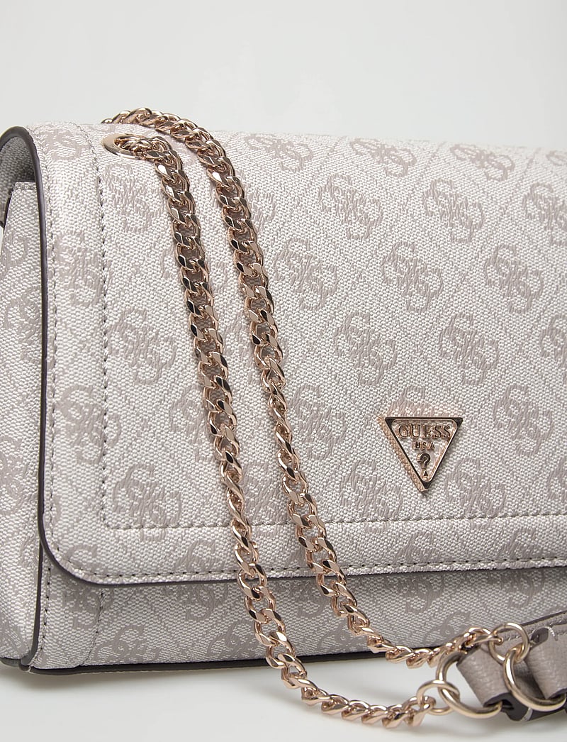 GUESS - NOELLE II CNVRTBLE XBODY FLAP - crossbody bags - dark taupe logo - 3