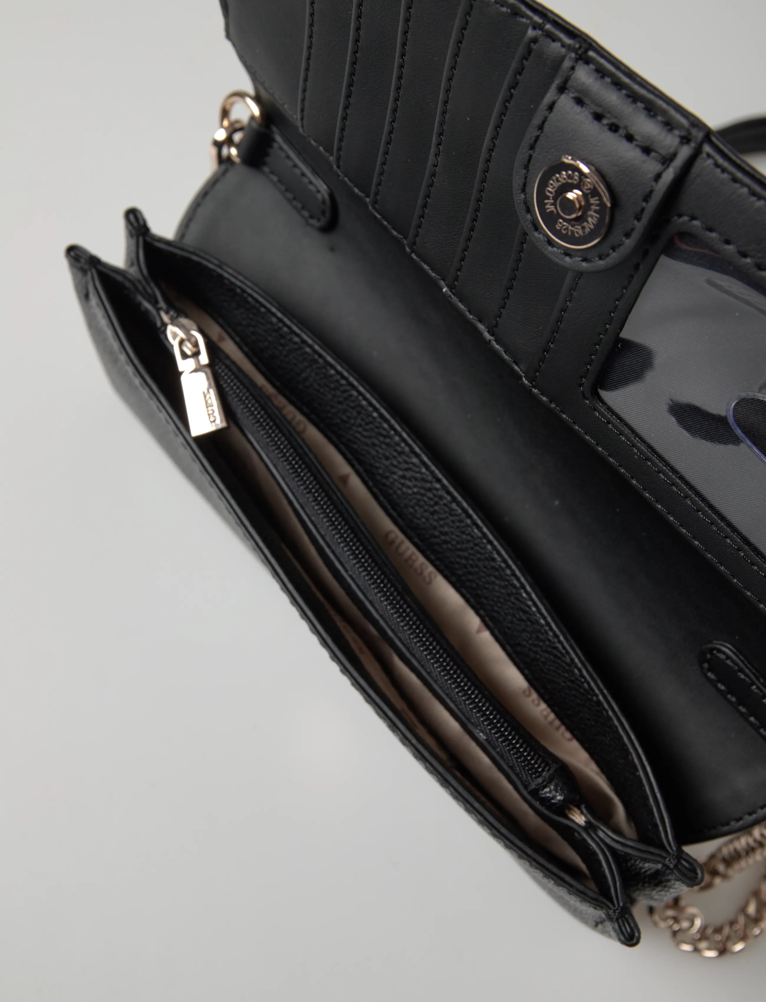 GUESS - NOELLE II XBODY FLAP ORGANIZER - crossbody bags - coal logo - 4