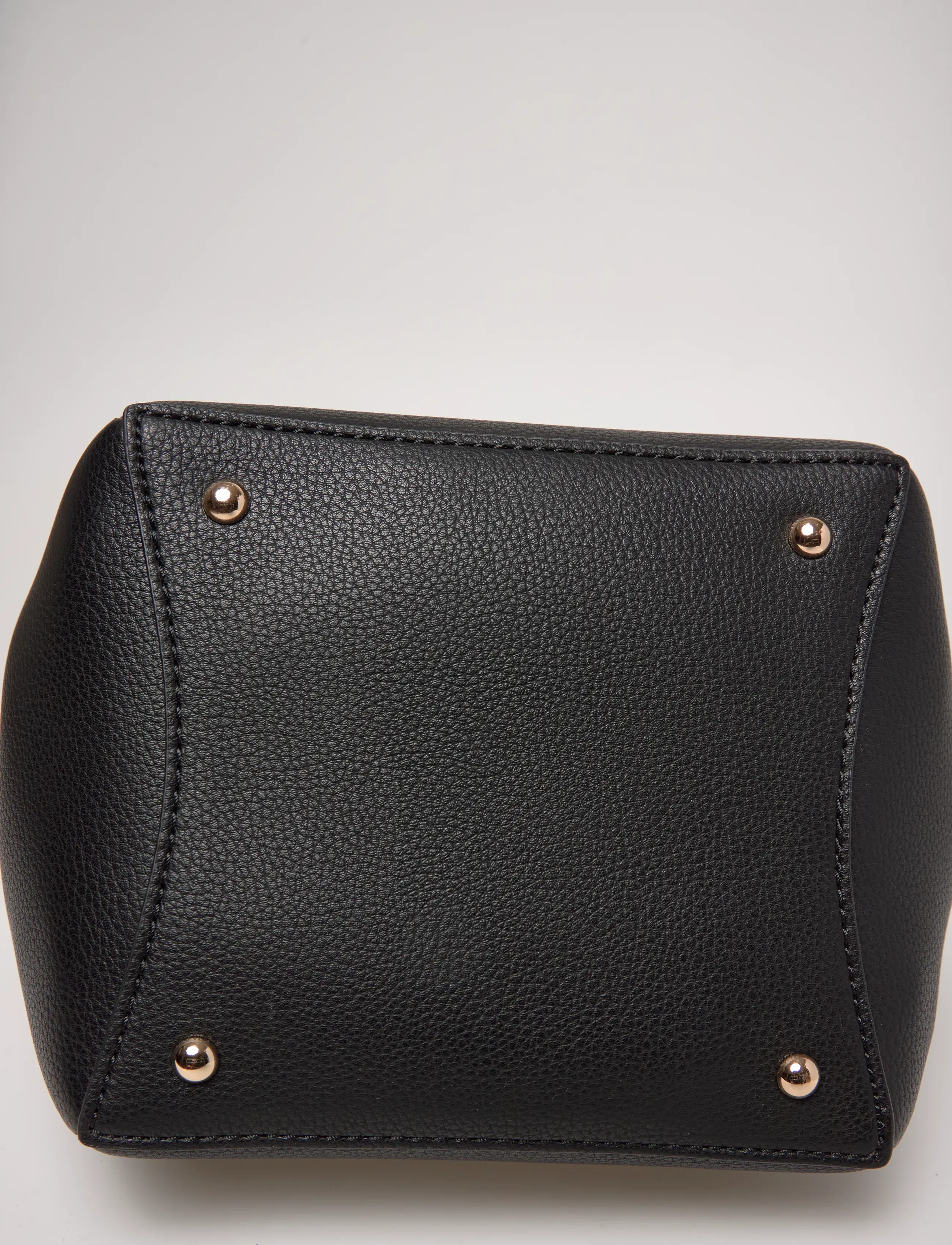GUESS - MELODY BUCKET - black - 5
