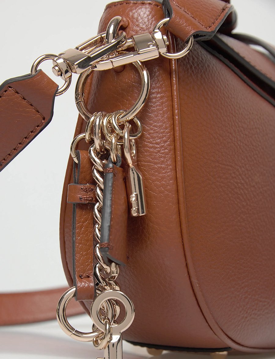 GUESS - BROOKE SHOULDER BAG - alltags-style - cognac - 4