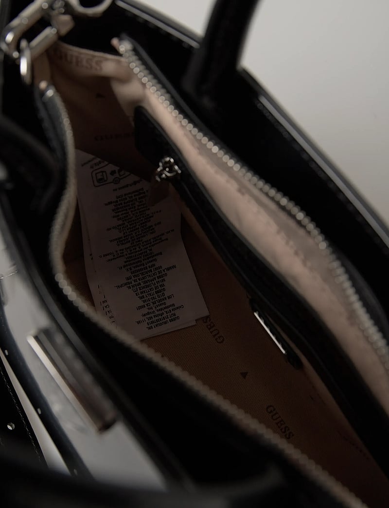 GUESS - ARNELA MINI TOTE - erityistilaisuudet - black - 5