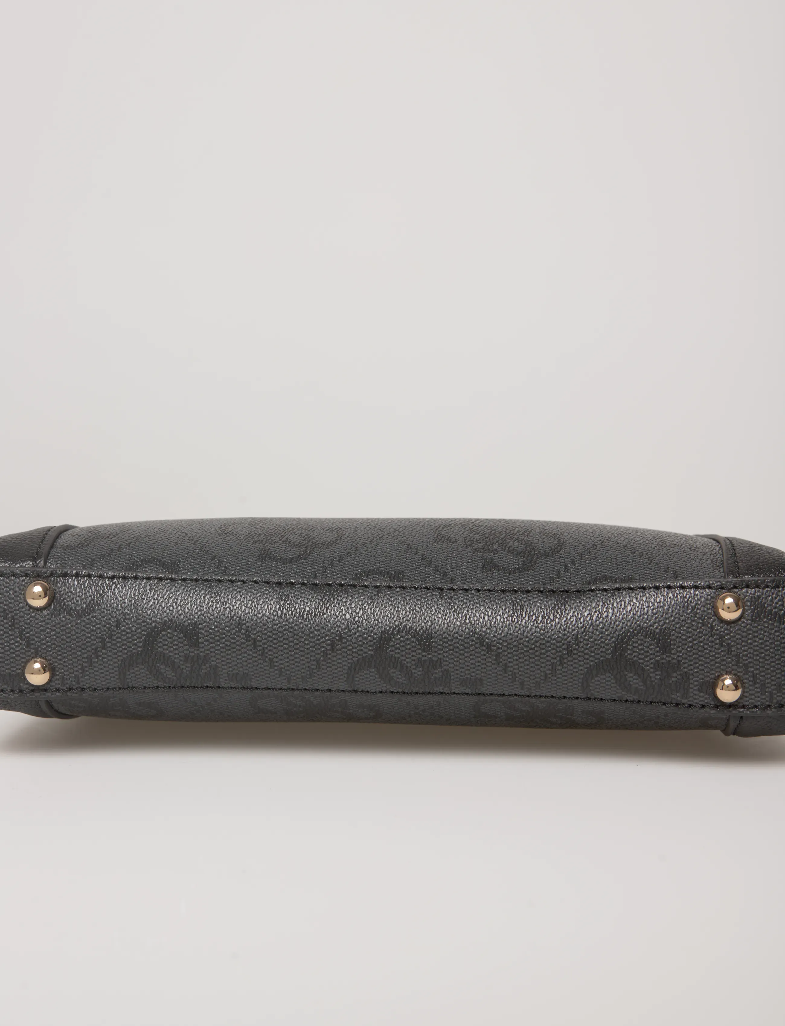 GUESS - KARNILLA LOGO SHOULDER BAG - odzież imprezowa w cenach outletowych - coal logo - 5