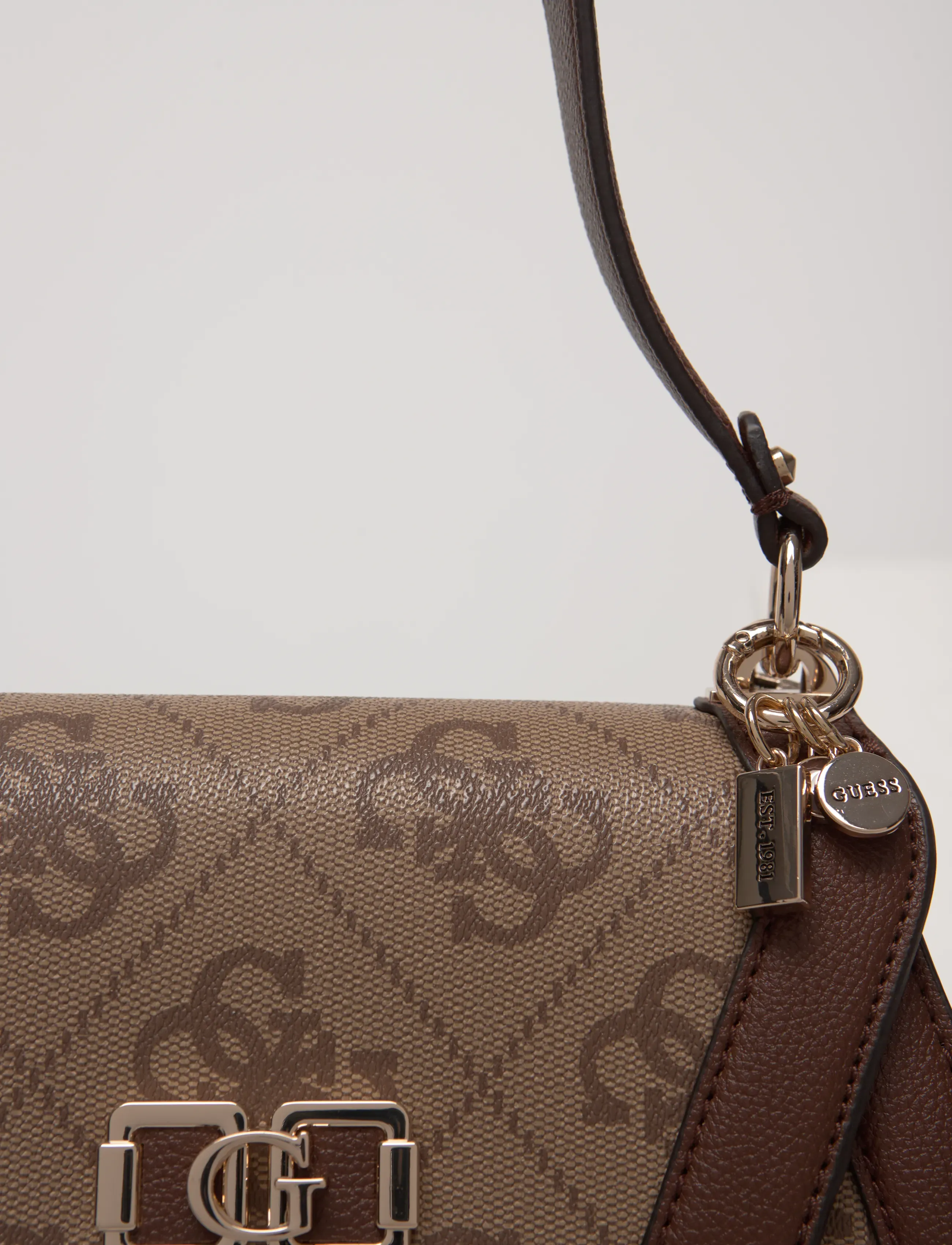 GUESS - KARNILLA LOGO FLAP SHLDR BAG - latte logo/brown - 4