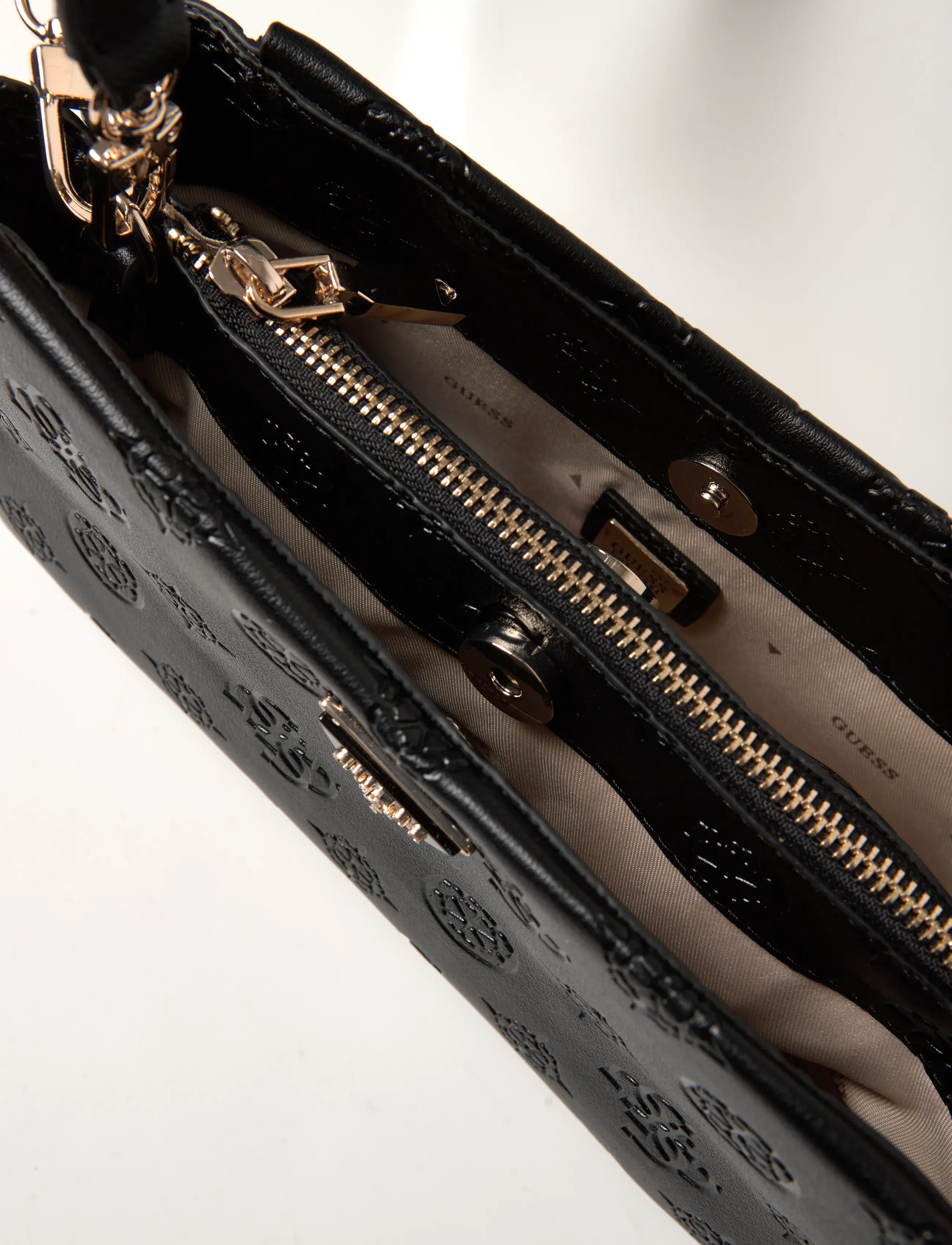 GUESS - TISHA CROSSBODY - black logo - 5