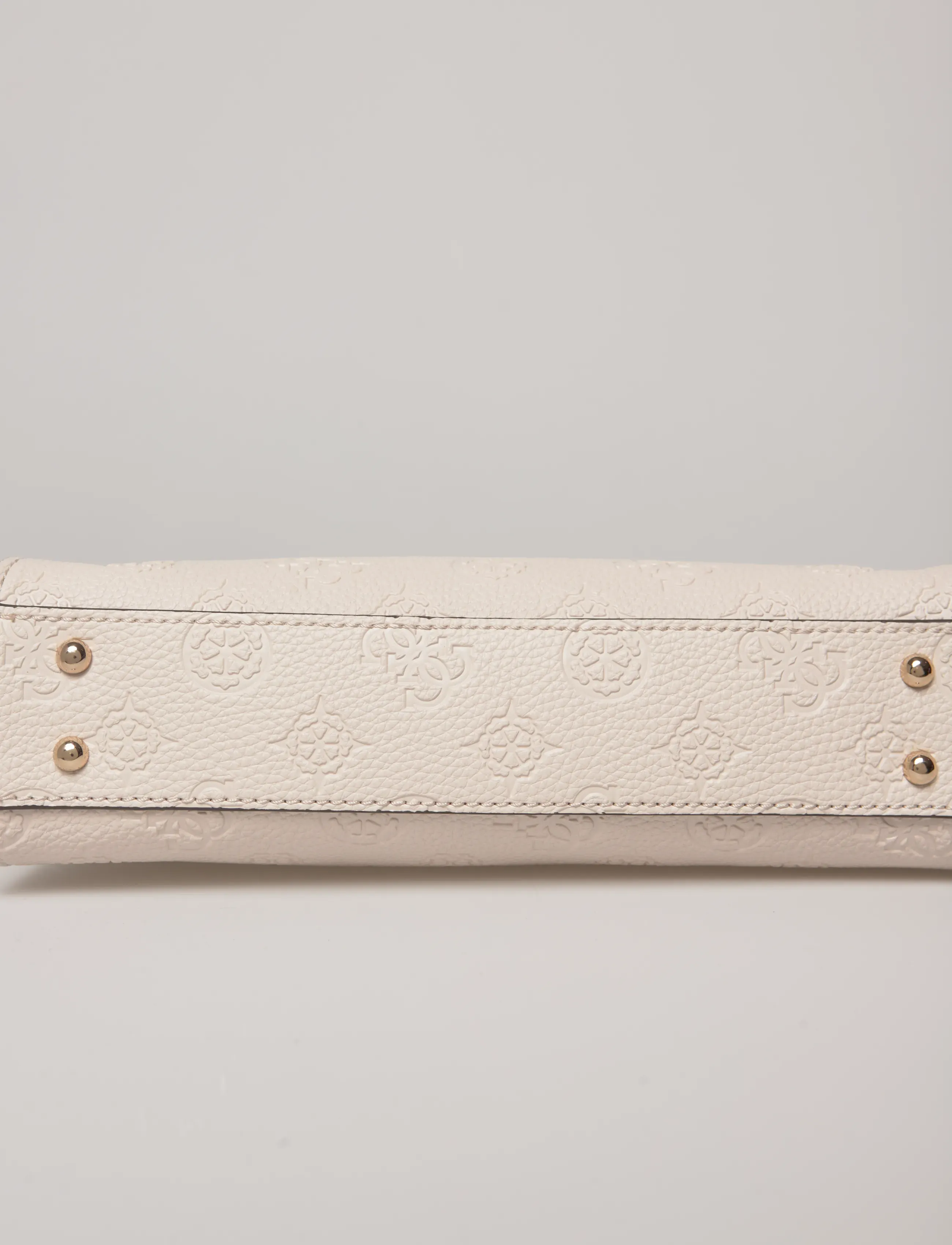 GUESS - CRESIDIA II TOP ZIP SHLDR BAG - schoudertassen - off white logo - 5