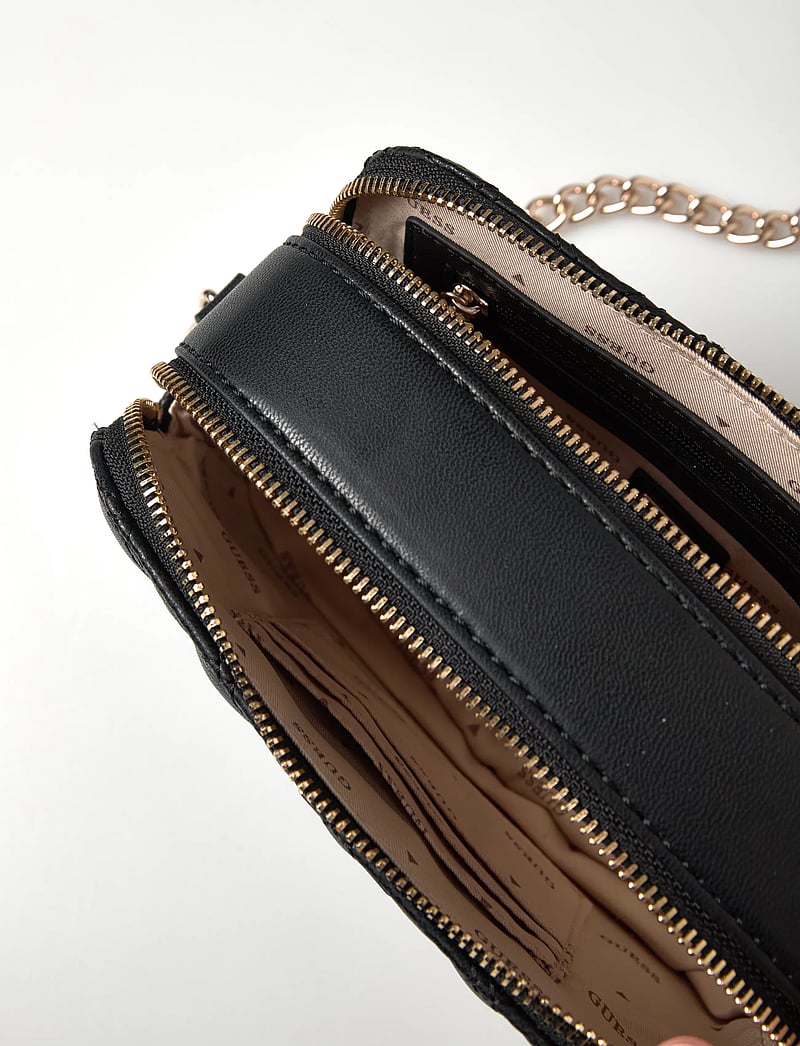 GUESS - GIULLY II CAMERA BAG - crossbody bags - black - 4