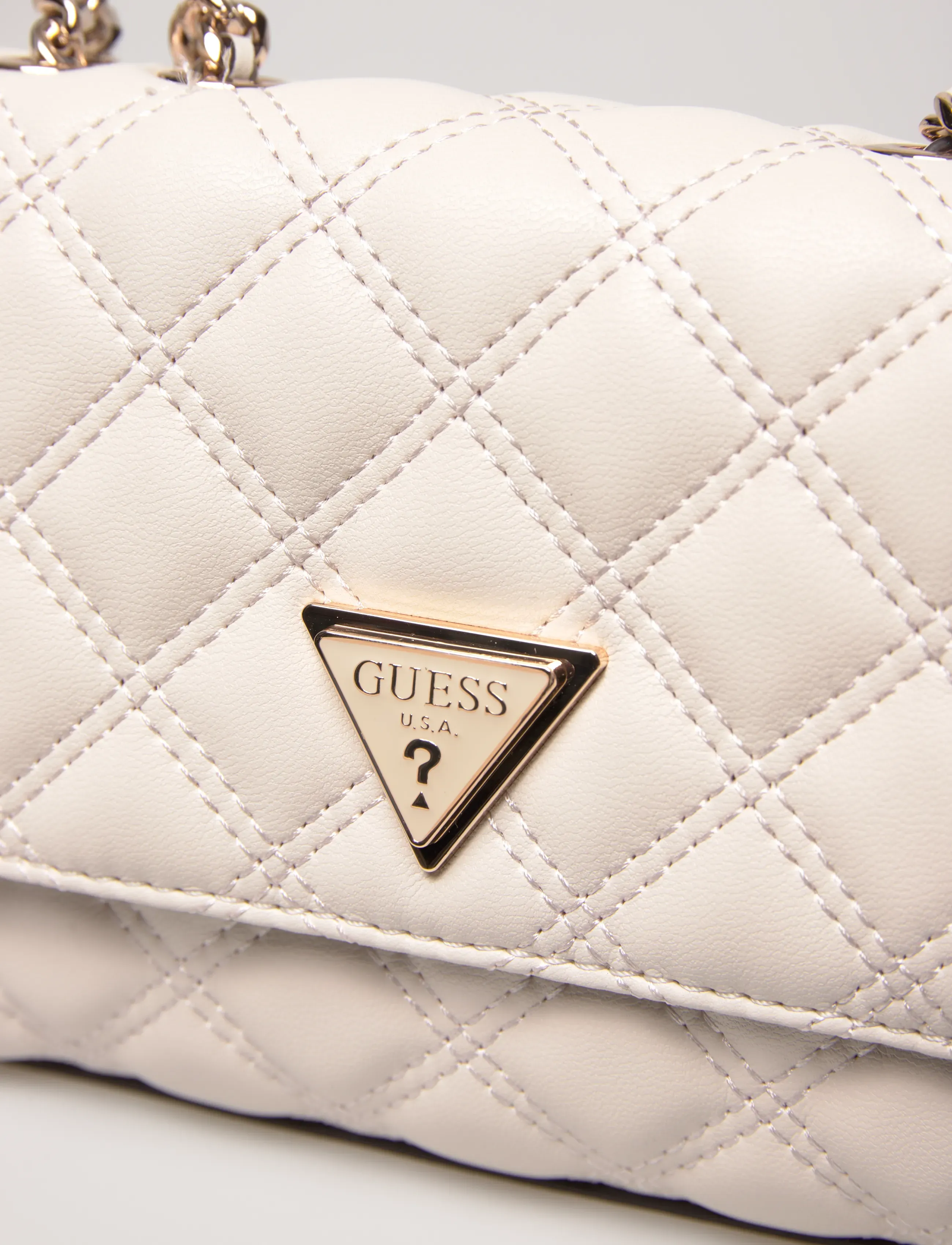 GUESS - GIULLY II MINI 2 COMP CVRT FLP - crossbody bags - off white - 2