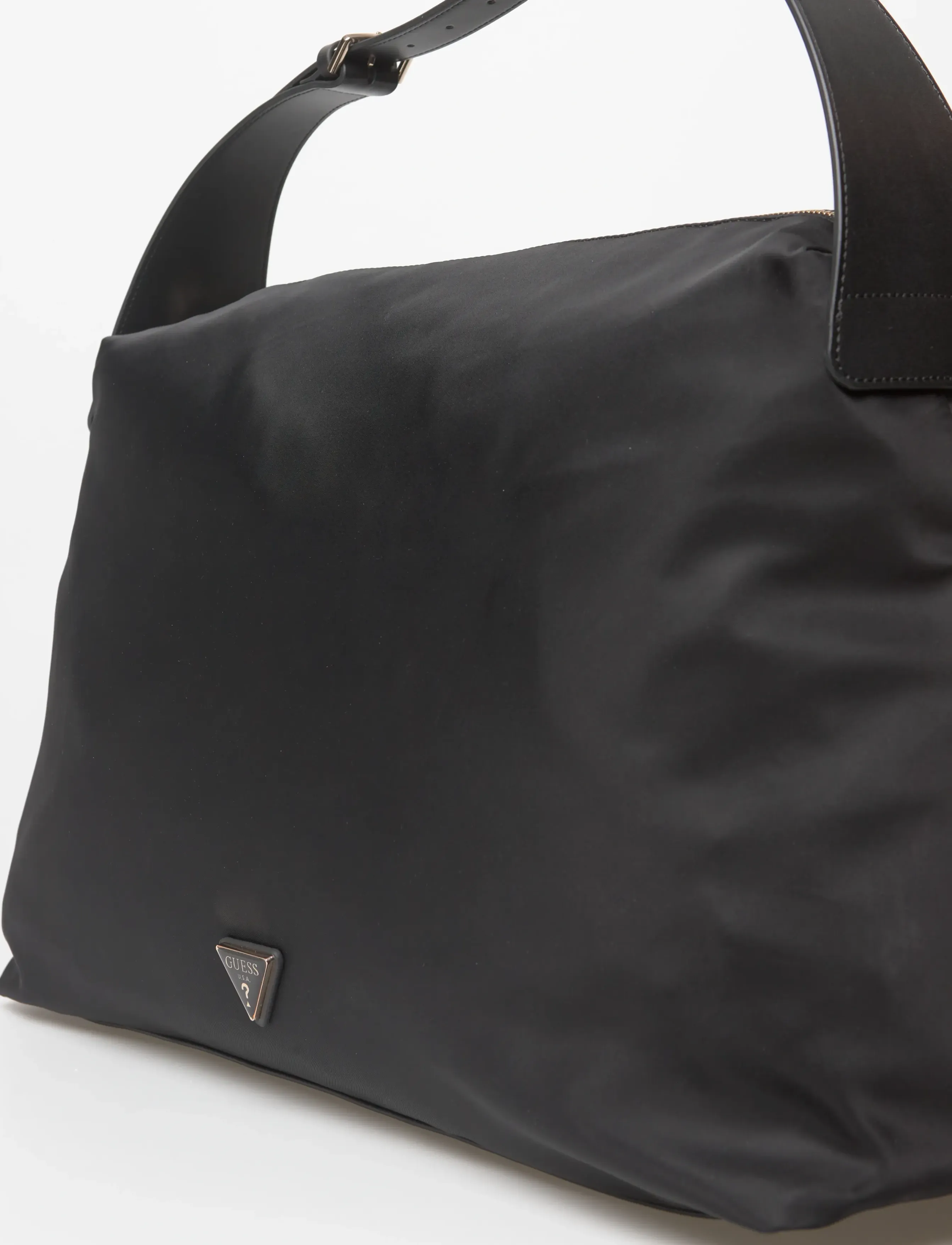 GUESS - FOLLIE OVERSIZED HOBO - festtøj til outletpriser - black - 4