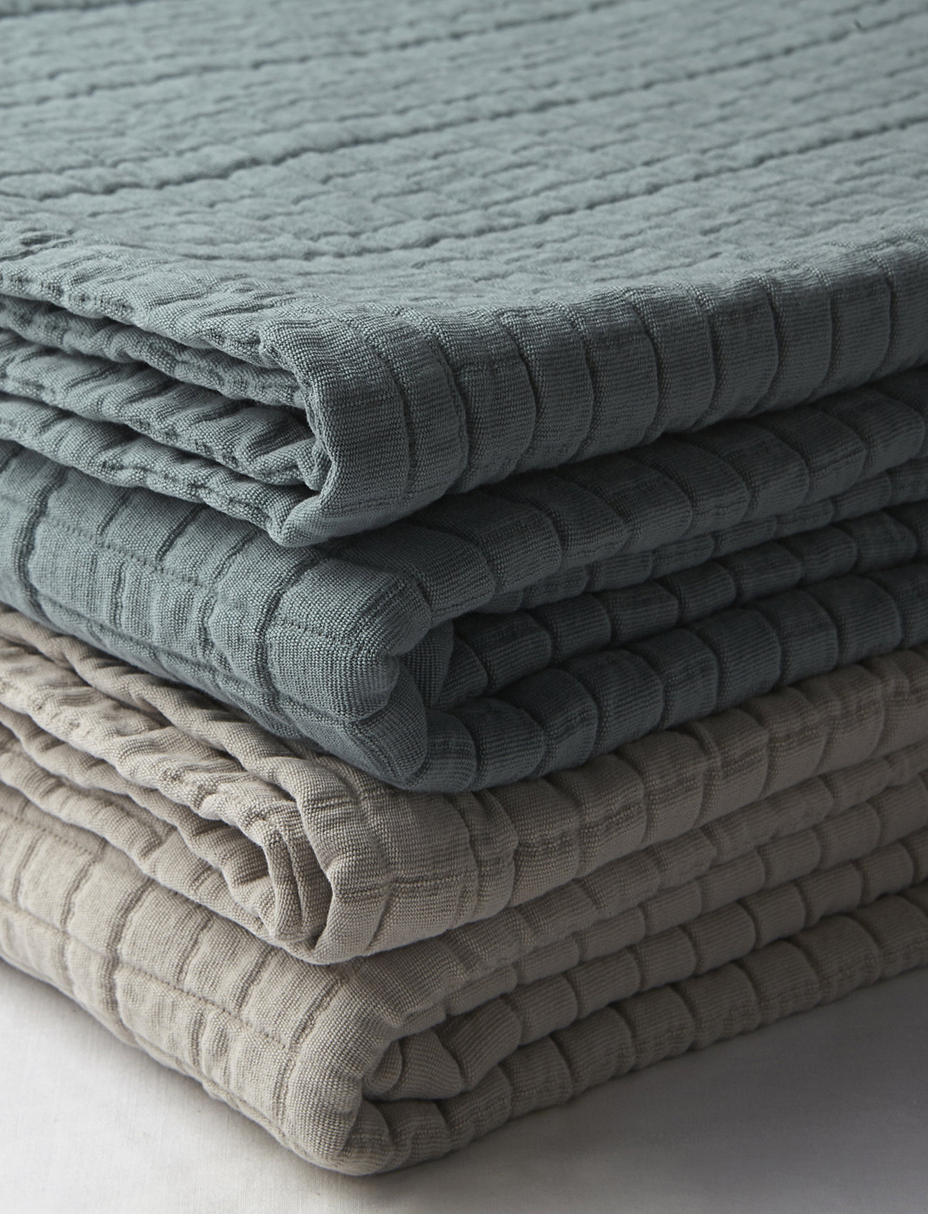 H. Skjalm P. - Kaya Bedspread - osta hinnan perusteella - green - 1