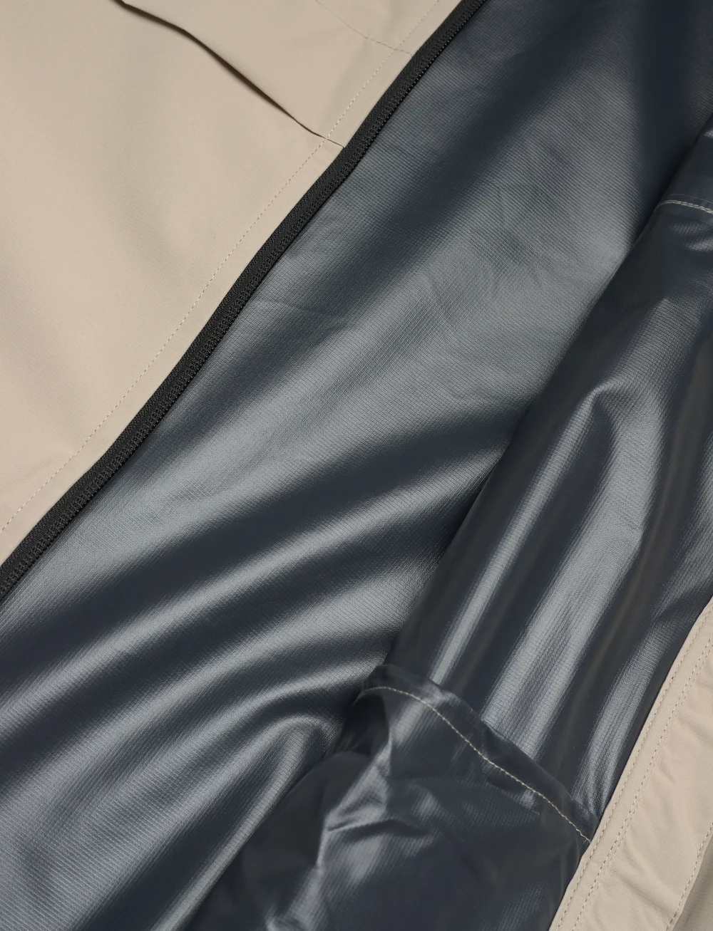 H2O - Rømø LW Rain Jacket - packable - regnjackor - warm grey - 5