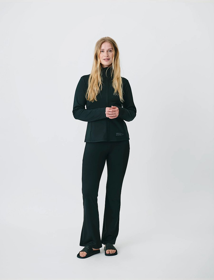H2O - Birkholm Essentials Woman Bootcut T - treeningretuusid - black - 0