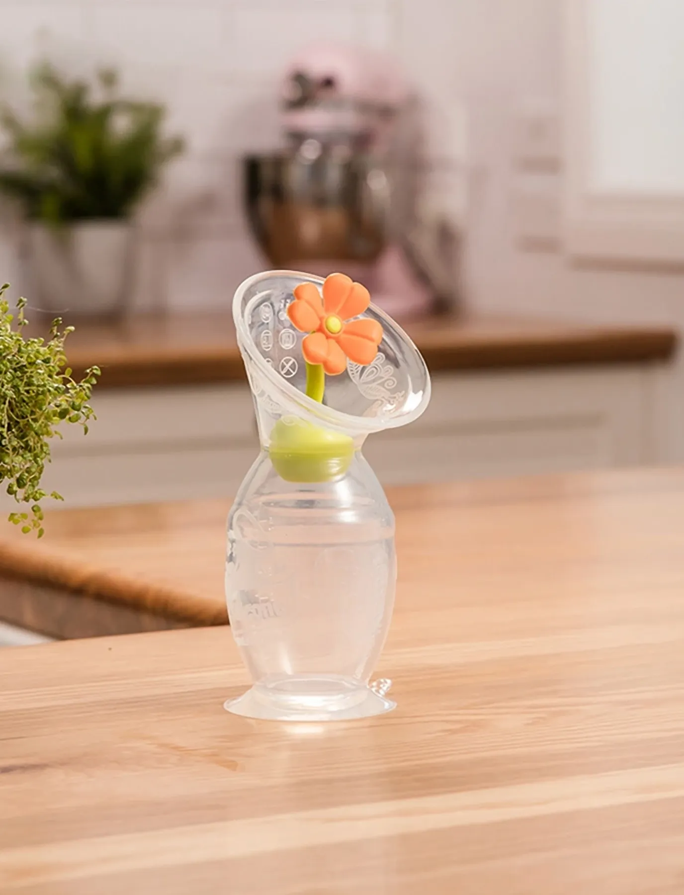 Haakaa Brystpumpe 100 Ml Med Blomsterstopper, One Size, Breastfeeding Products, Grün - Breast Pumps & Accessories, Kinder