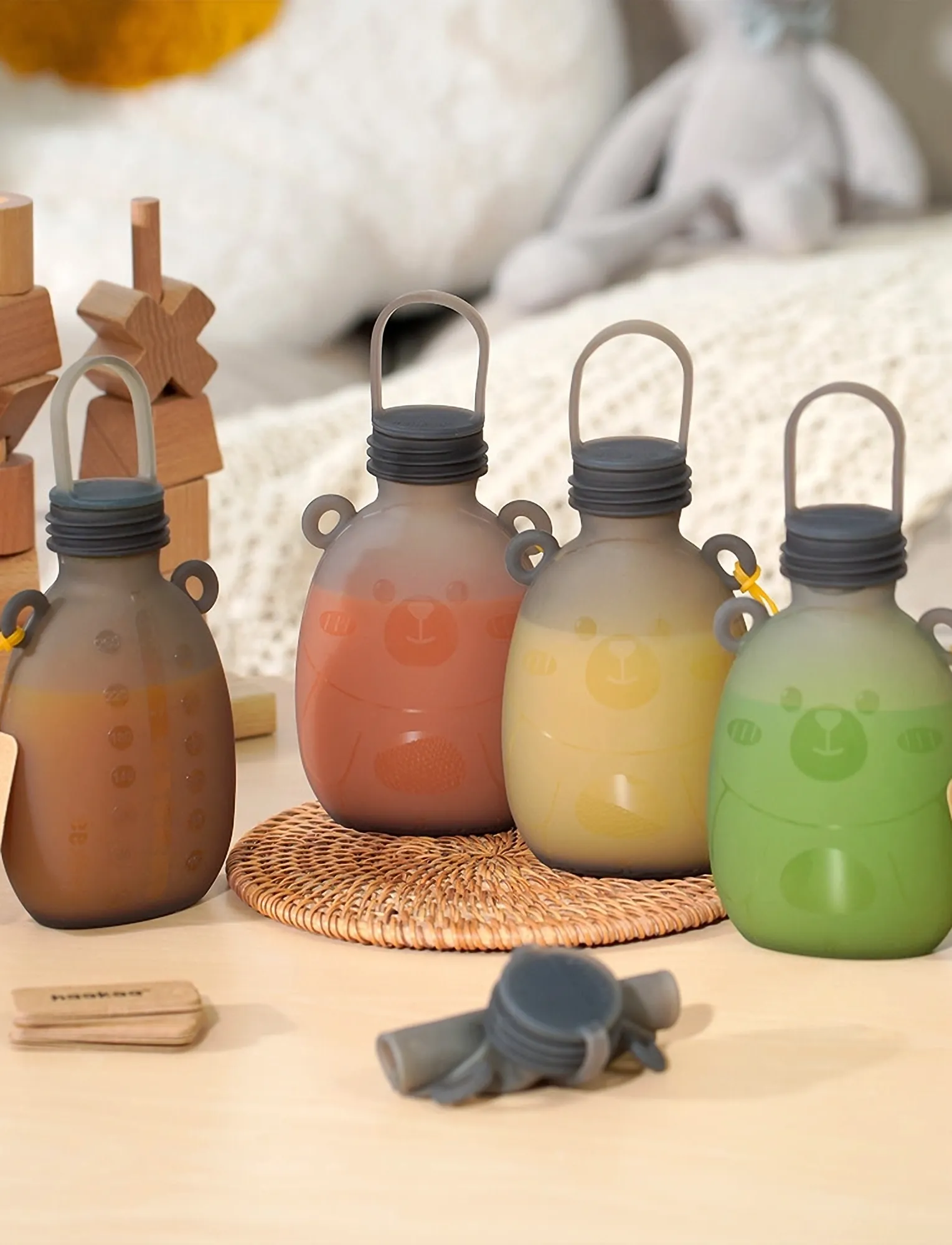 Haakaa - Haakaa Happii Bear Silikone Milk Storage Bag - 260 ml - Grey (5pc) - opbevaringsbøtter til babymad - grey - 3