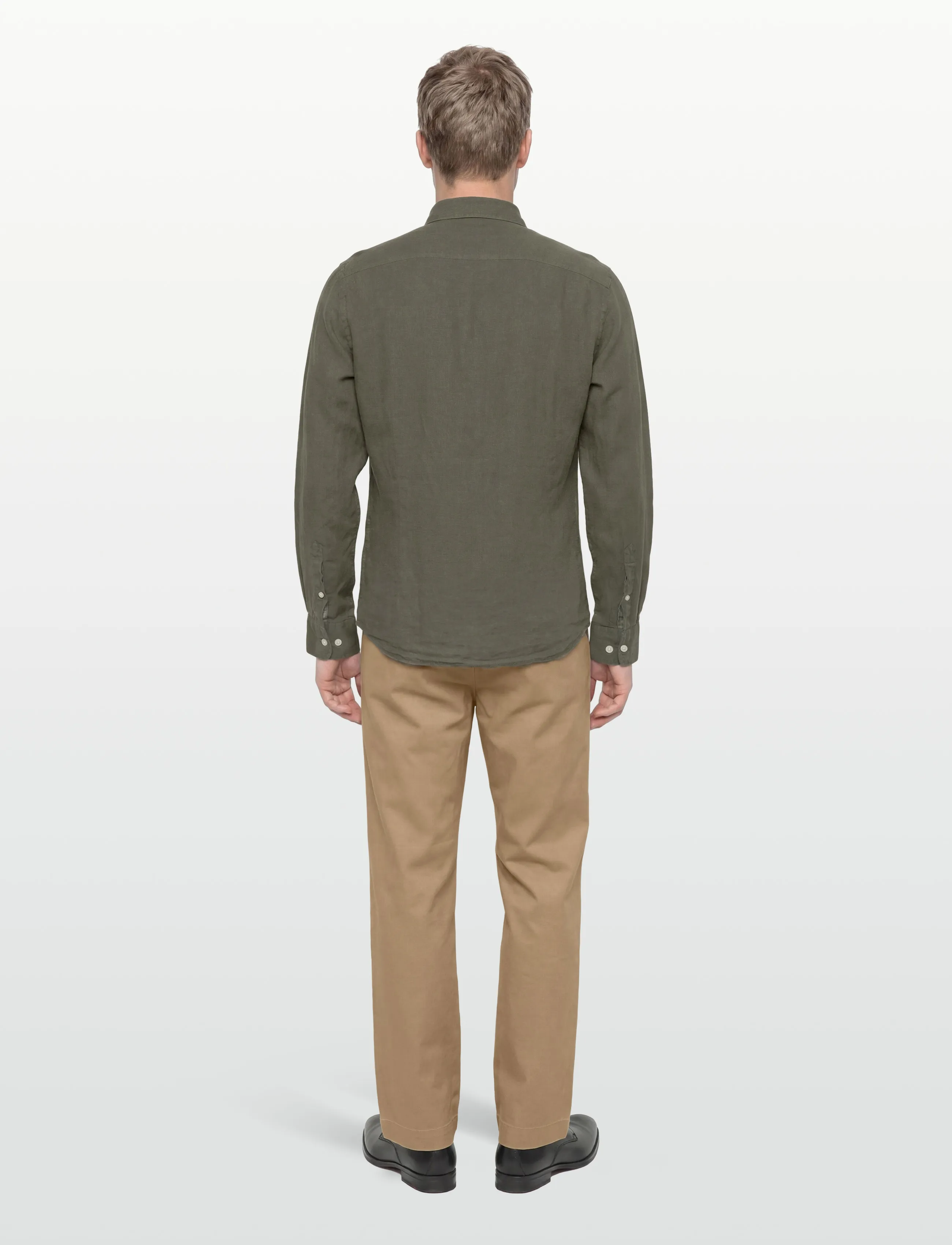 Hackett London - ESS GMD LINEN KENT - linasest riidest särgid - army green - 4
