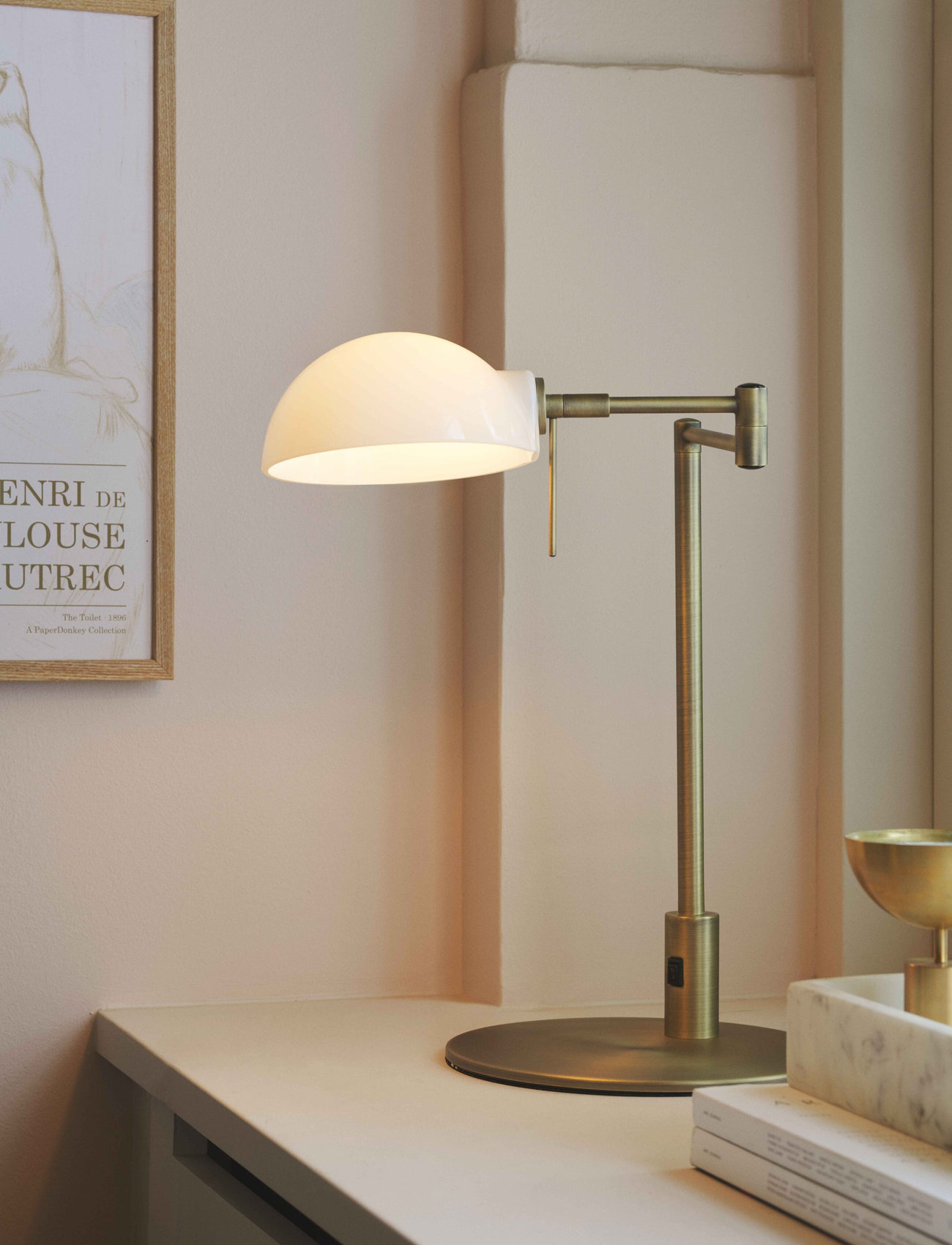 Halo Design - Kjøbenhavn - desk & table lamps - antique brass - 1