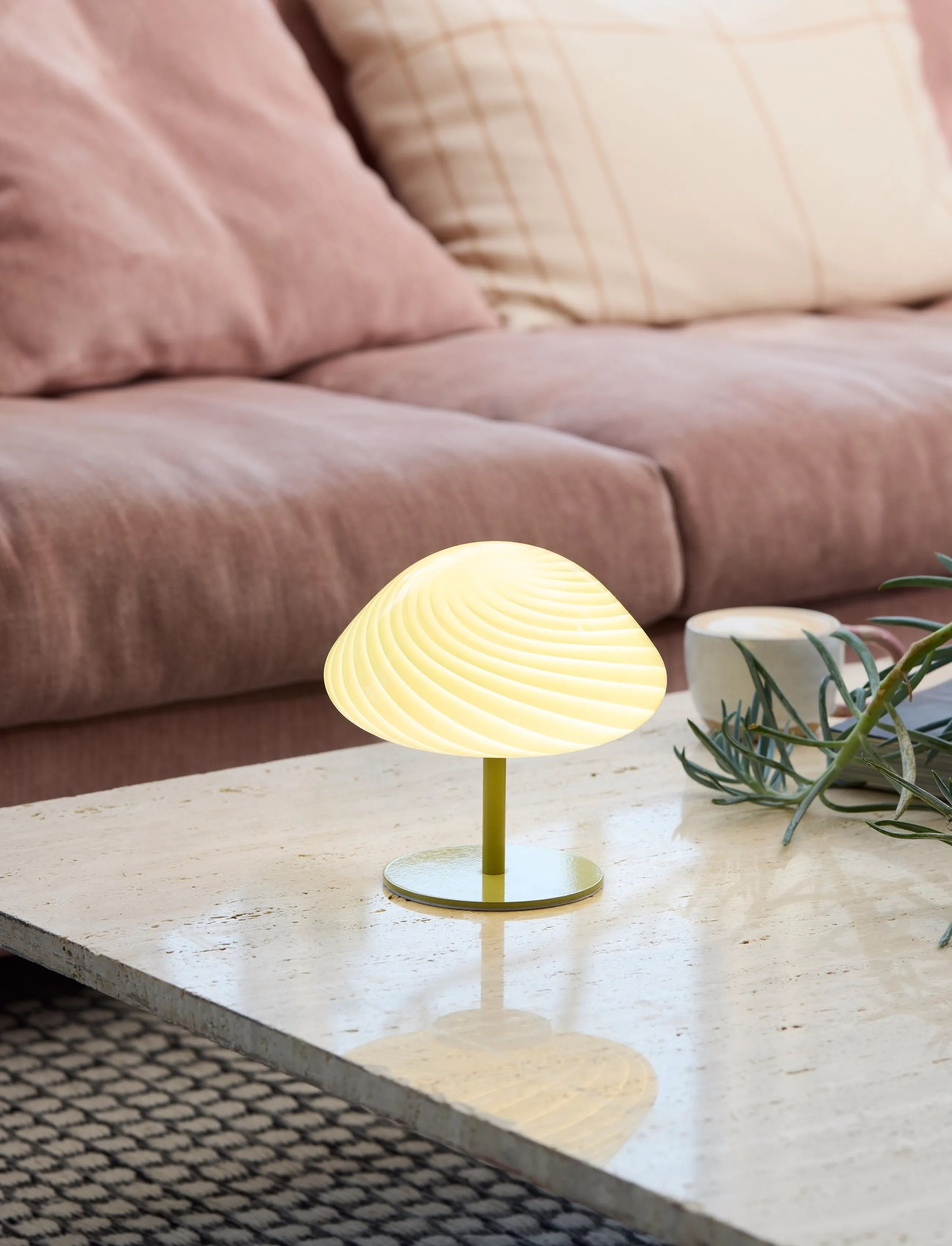 Halo Design Candy Mini Mush Table Lamp, Glass Head, Metal Base, One Size, Lamps, Grün - Homeware
