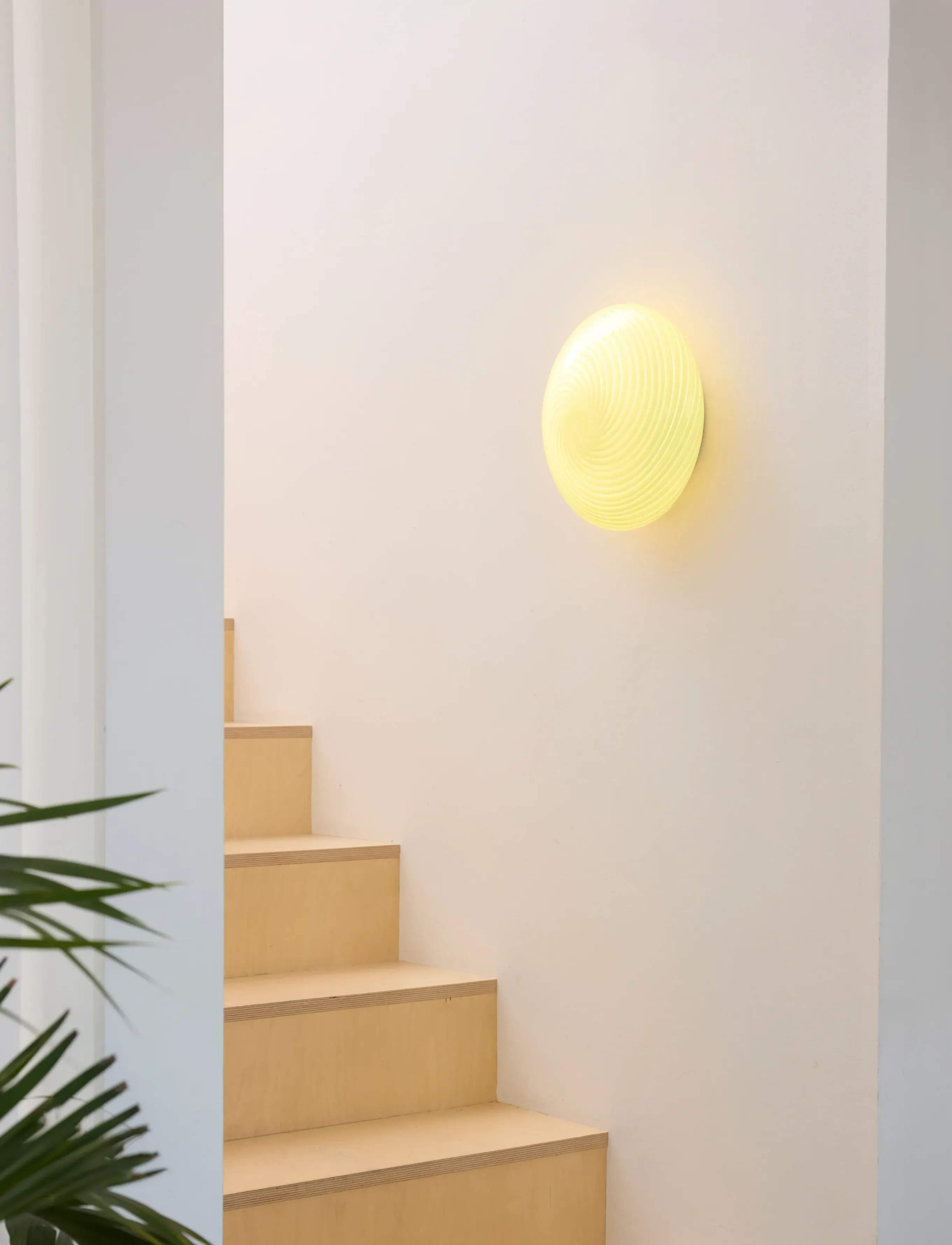 Halo Design Candy Ceiling-Wall Lamp, Ø 30 cm, Ceiling Lamps, Creme - Flush Mount Lights, Homeware