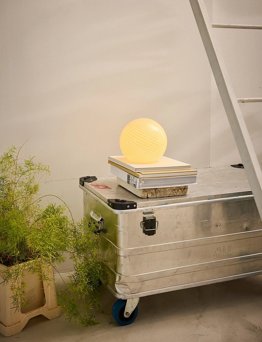 Halo Design - Candy Table Lamp - schreibtisch- & tischlampen - cream - 1