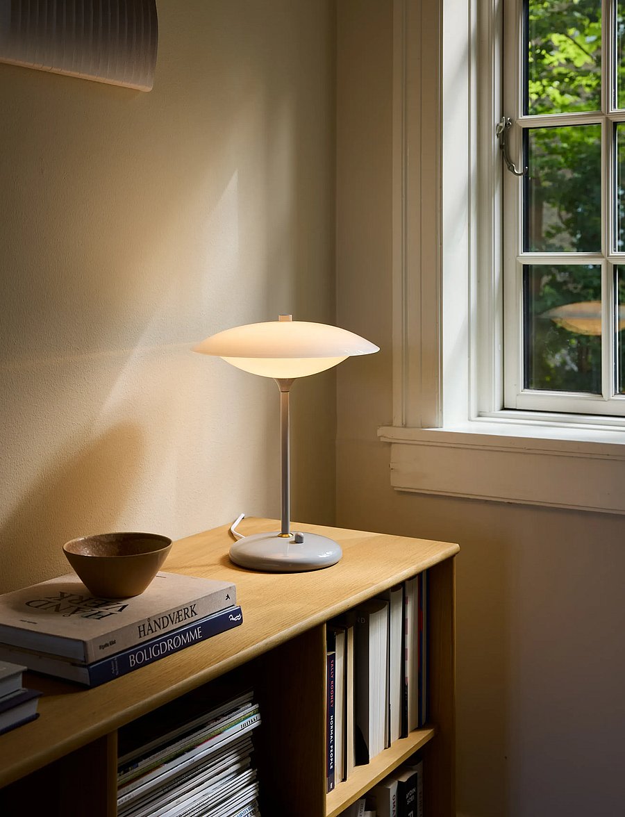 Halo Design - Baroni bord Ø30 Grå - schreibtisch- & tischlampen - glossy light grey - 0