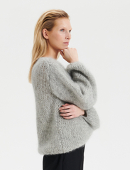 hálo - HUURRE hand knitted wrap knit - džemperiai - grey - 3