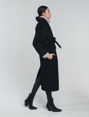 hálo - KAAMOS long coat - talvemantlid - black - 3