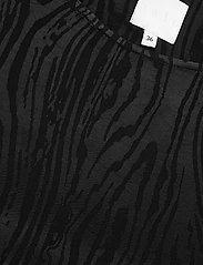 hálo - Kaarna box shirt - blūzes ar īsām piedurknēm - black - 3