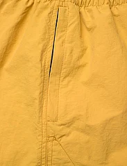 HALO - HALO ATW Nylon Shorts - shorts - mustard - 2